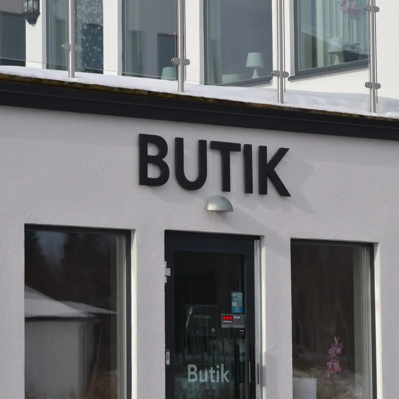ULÖ Plast fasadskyltar